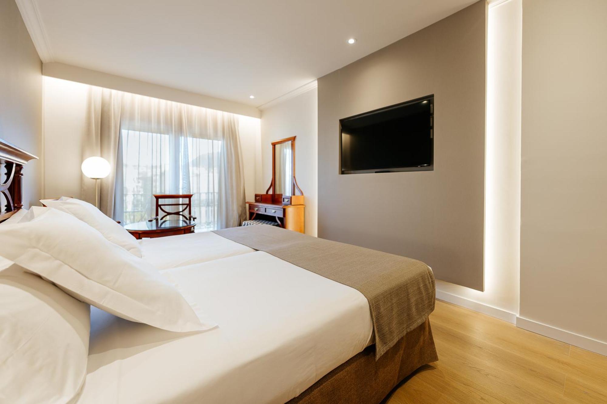 Hotel Reveron Plaza Los Cristianos (Tenerife) Exterior foto