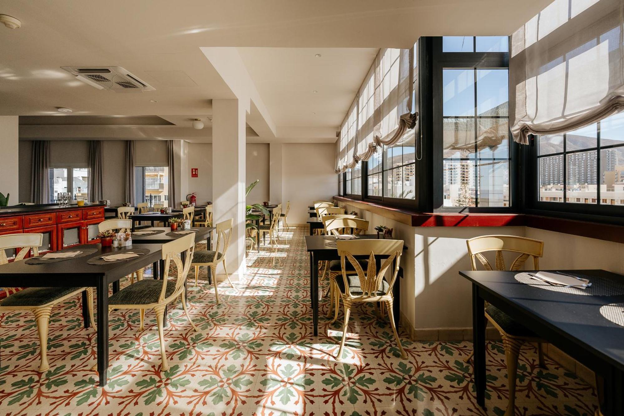 Hotel Reveron Plaza Los Cristianos (Tenerife) Exterior foto