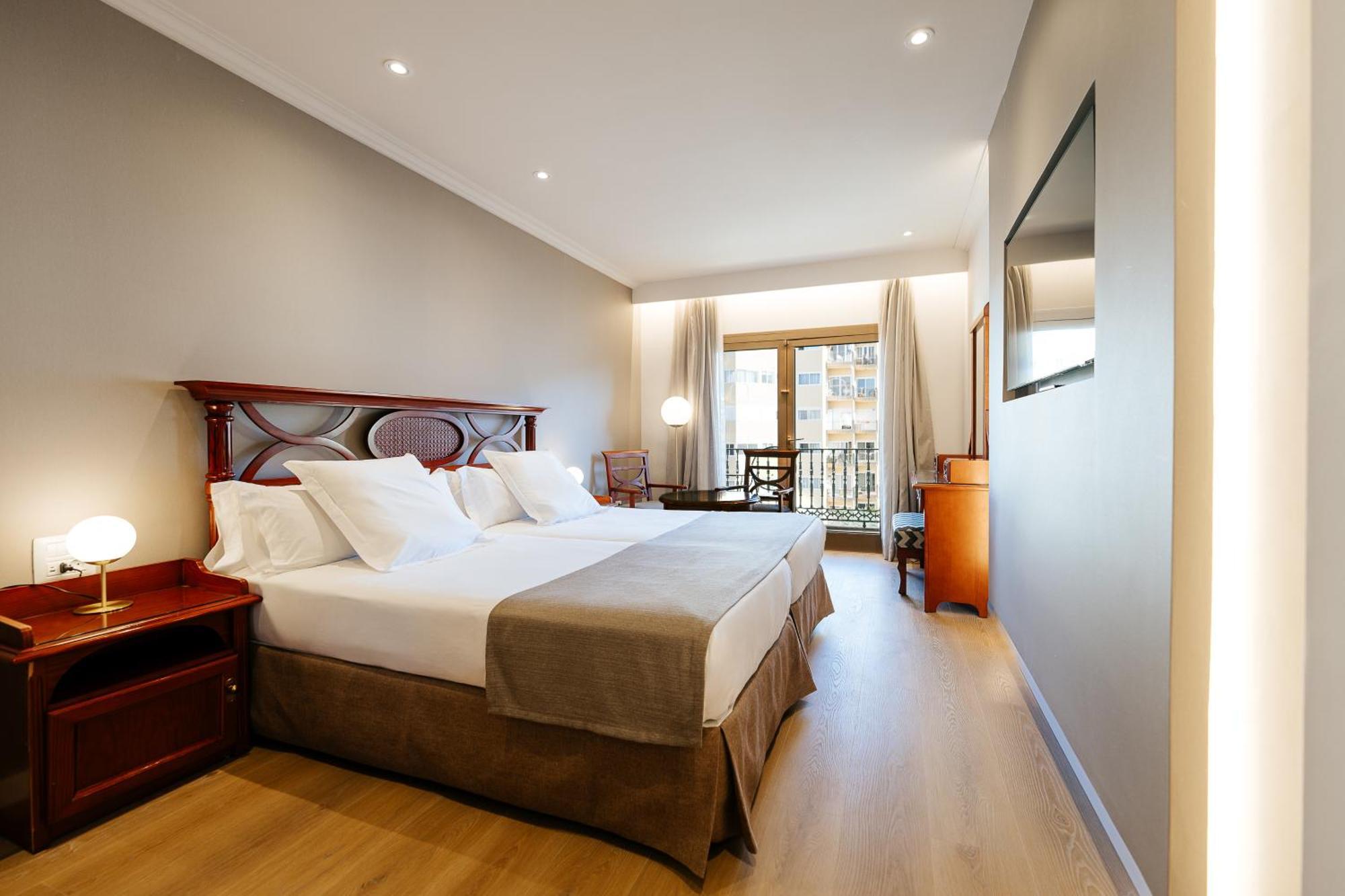 Hotel Reveron Plaza Los Cristianos (Tenerife) Exterior foto